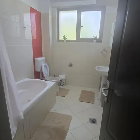 Apartment Cozy 2-bedroom With Private Balcony- Self Check-in *