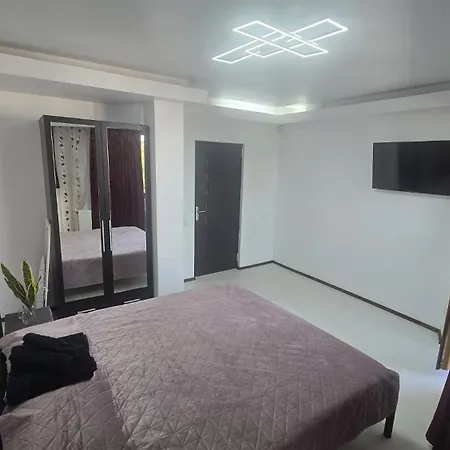 Cozy 2-bedroom With Private Balcony- Self Check-in